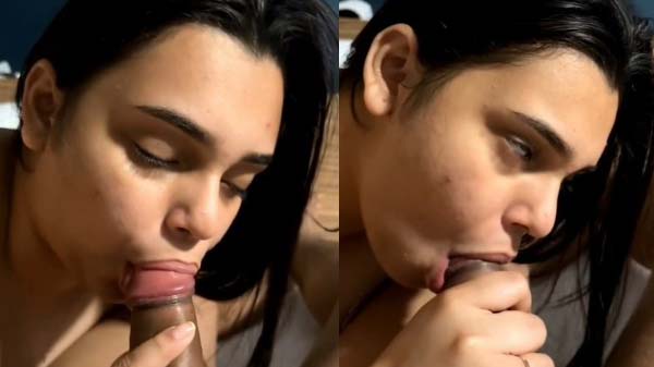 Beautiful Indian girl ne blowjob diya